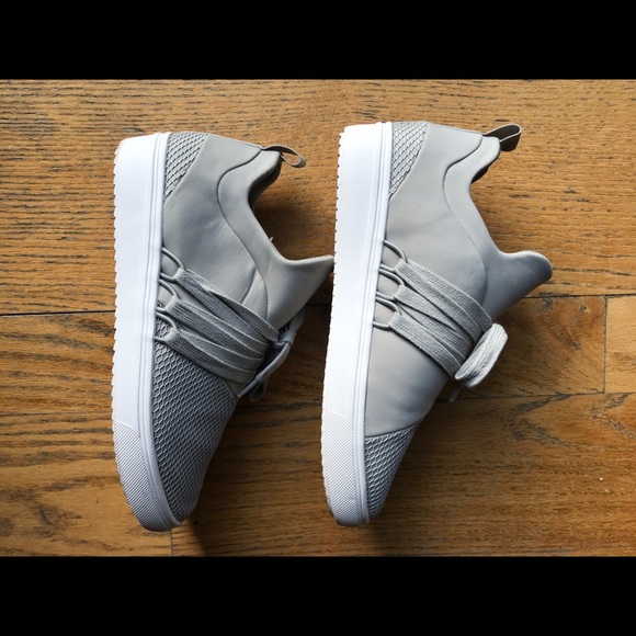 Steve Madden Shoes - Steve Madden Lancer Sneaker